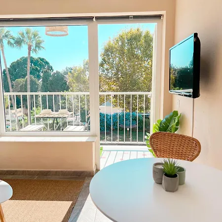 Cozy & Sunny Carihuela Park Appartement Torremolinos Buitenkant foto